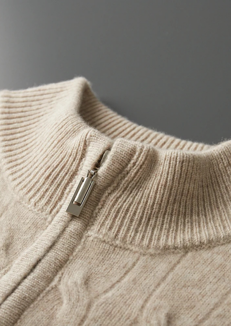 PURE EXTRA-FINE MERINO WOOL CABLE HALF ZIP