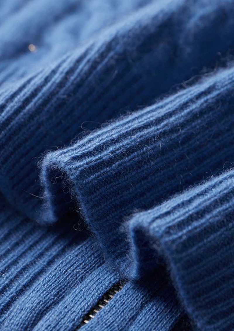 PREMIUM CASHMERE CABLE KNIT ZIPPER HOODIE