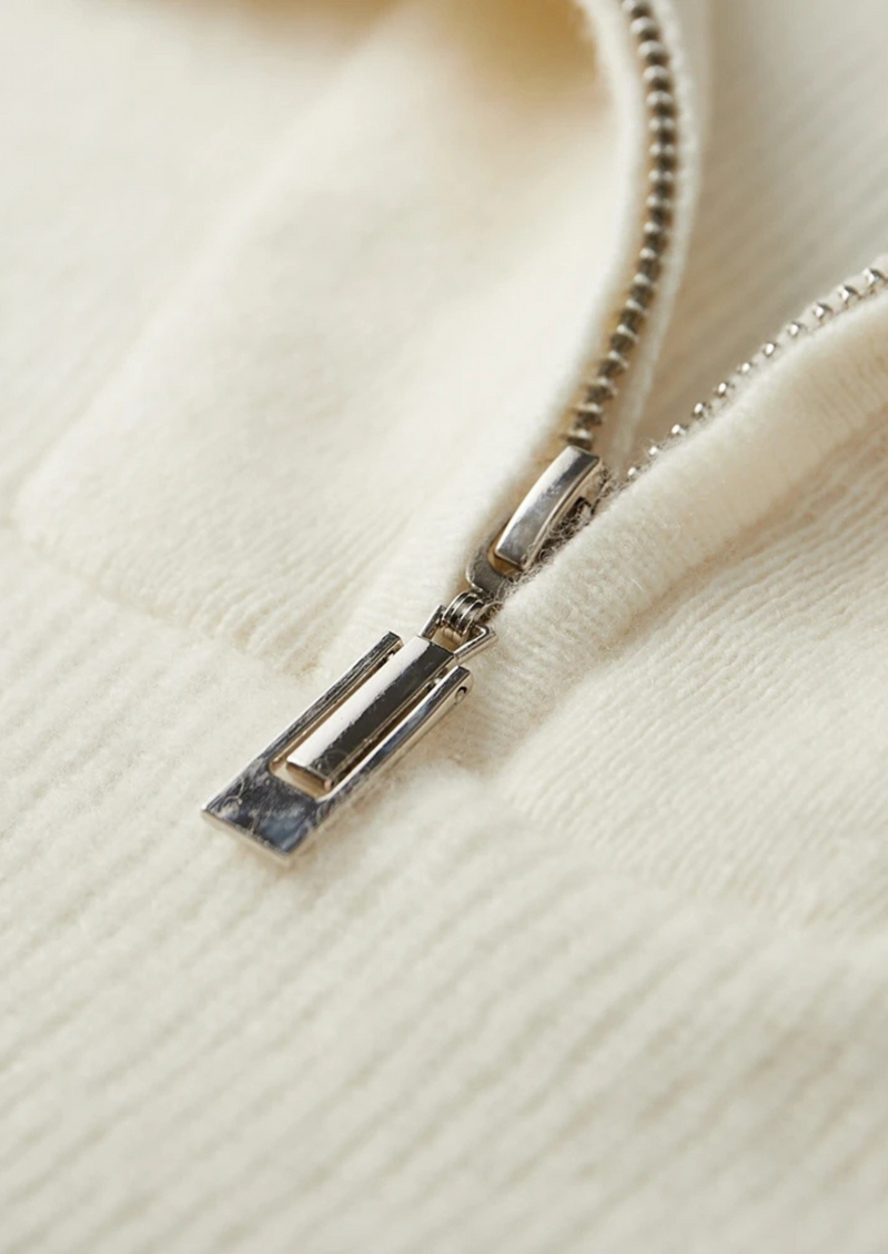 PREMIUM CASHMERE RIBBED HALF-ZIP SWEATER