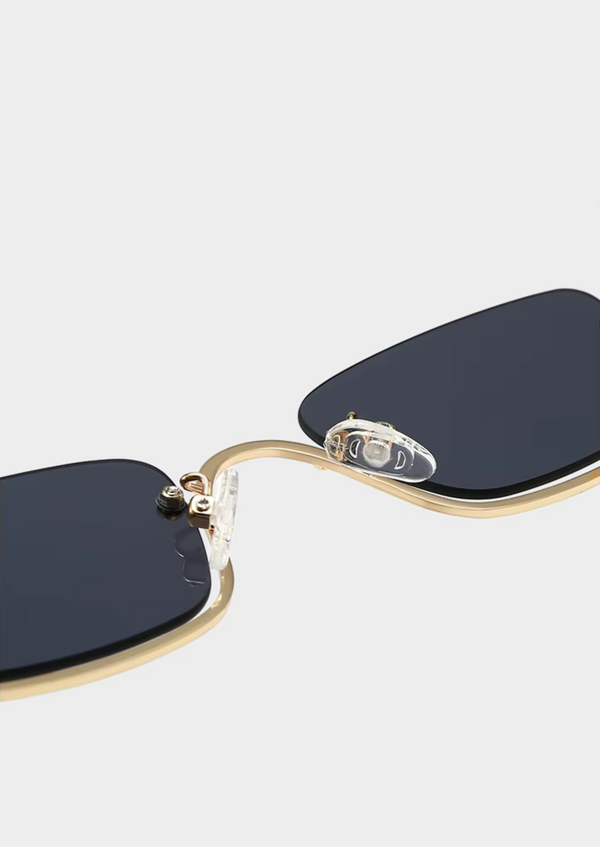 BLACK REGIN SUNGLASSES